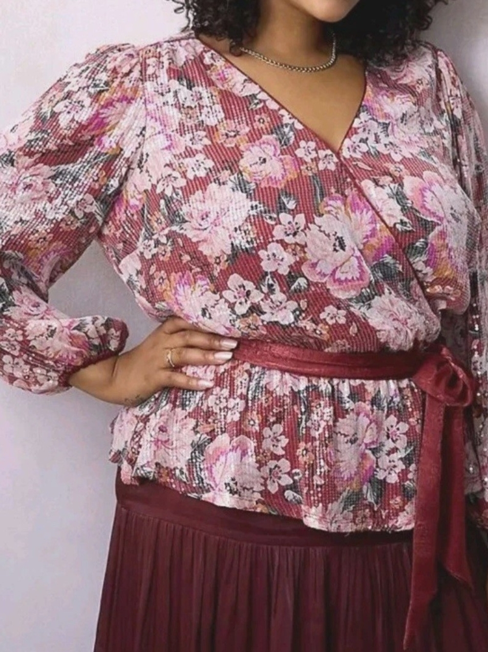 LC LAUREN CONRAD PLUS 4X PUFF SLEEVE SEQUIN FLORAL FAUX WRAP TOP